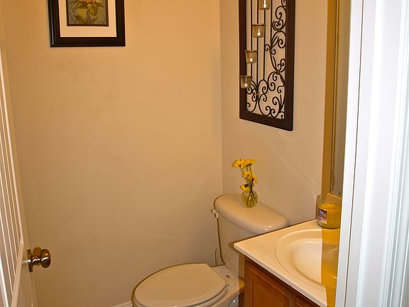 Lower level half bath