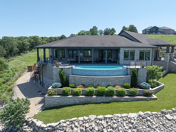 5th image of 310 Cedar Bend Road