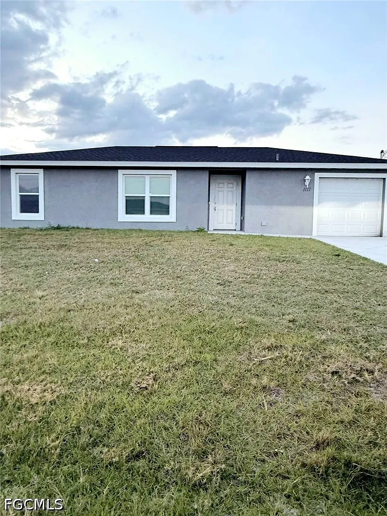Building Photo - 1117 Solar Ct