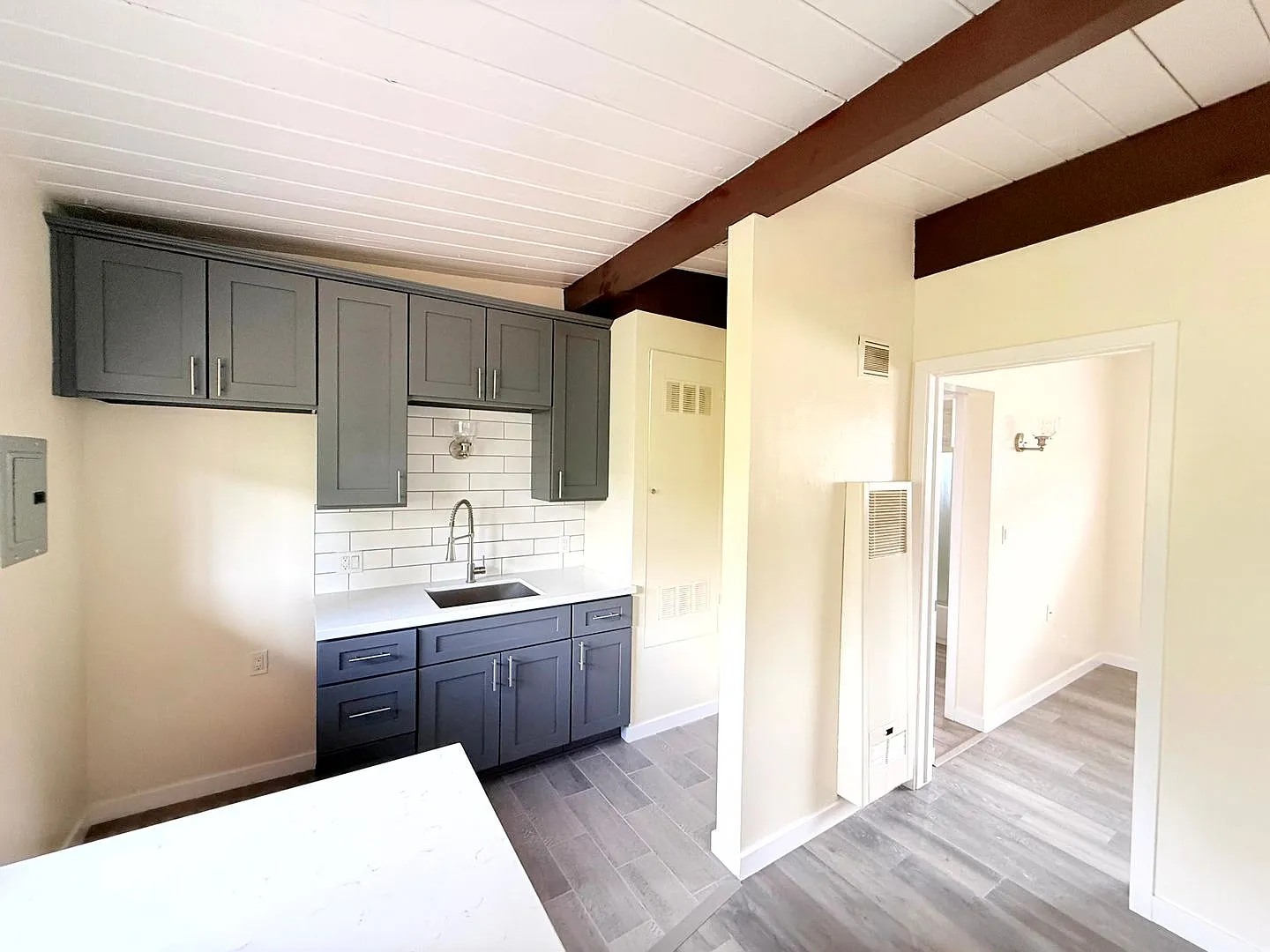 753 Worcester Avenue — Photo 2