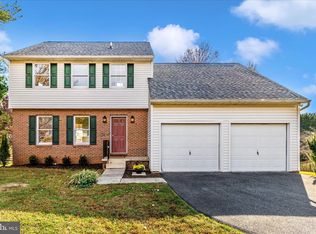 10255 Rollingridge Ct, Myersville, MD 21773