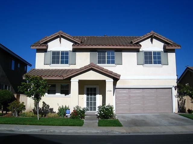1st image of 1326 N Applewood Ln