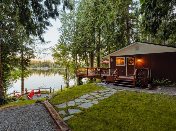32109 Whitman Lake Dr E, Graham, WA 98338