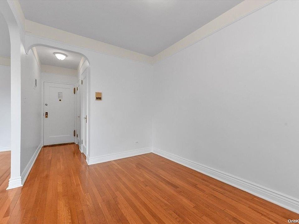 1st image of 155-01 90th Avenue #6E