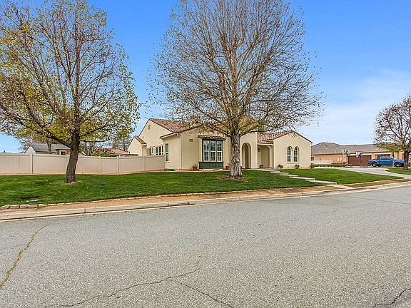 3rd image of 1779 Hannon Rd