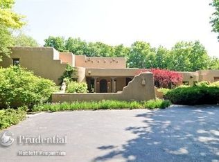 105 Indian Ridge Rd, Mettawa, IL 60045