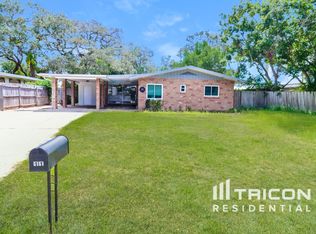 11 Ventura Dr, Dunedin, FL 34698