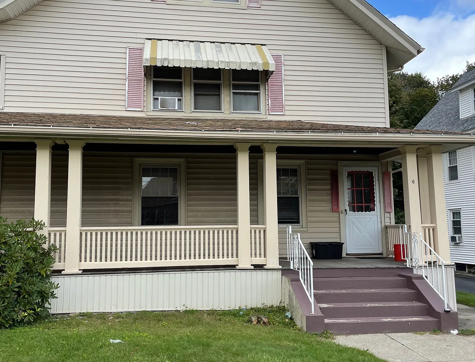 3 bed, 1.5 bath, 1638 sqft, $2,600 — Photo 1