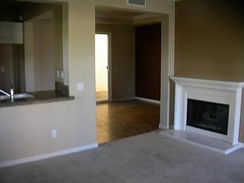 3rd image of 3203 S Quincy Paseo