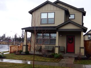 20547 Avro Pl, Bend, OR 97701