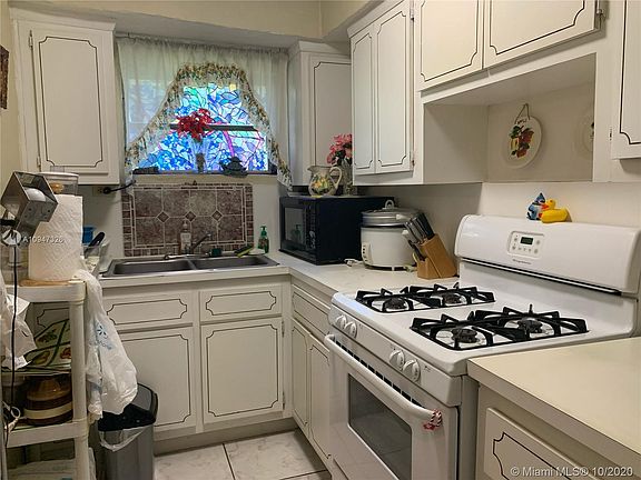 5th image of 2381 NW 152nd St