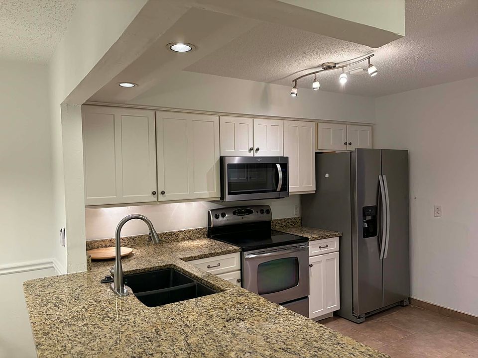 1st image of 25500 Cockleshell Dr APT 505