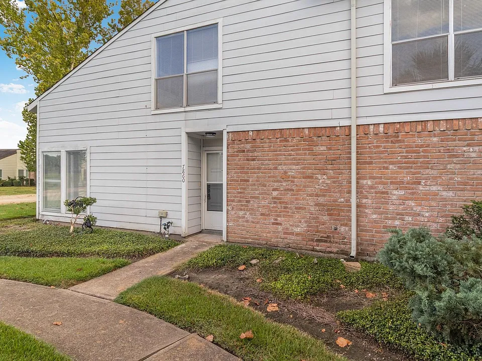 7860 Green Lawn Dr #7860