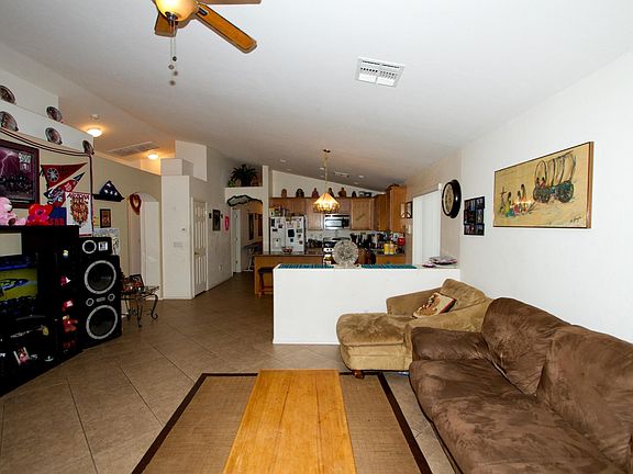 4th image of 7151 S Providence Dr