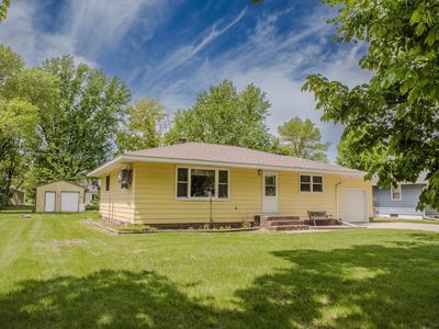 311 2nd St E, Chokio, MN, 56221
