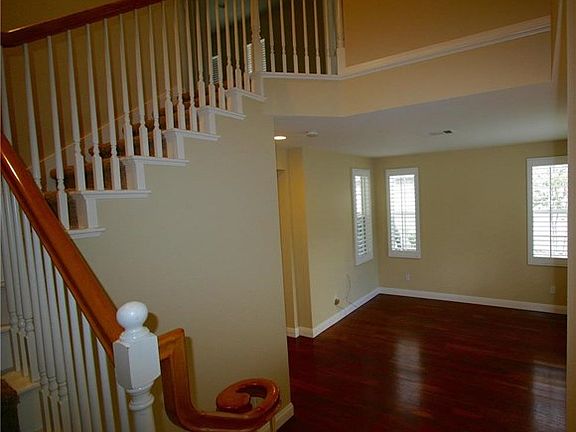 3rd image of 23341 Beachcomber Ln
