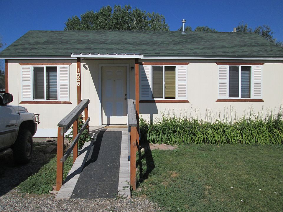2nd image of 1928 Canary Ave 1926 Canary 1928 1 2 Canary #Three Unit