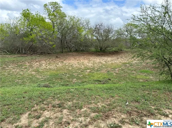 3729 State Highway 119, Stockdale, TX 78160