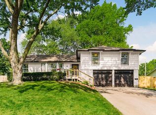 8806 Widmer Rd, Lenexa, KS 66215