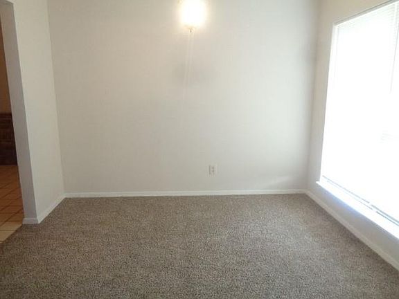 4th image of 8402 Lone Bridge Ln