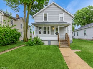 738 N View St, Aurora, IL 60506