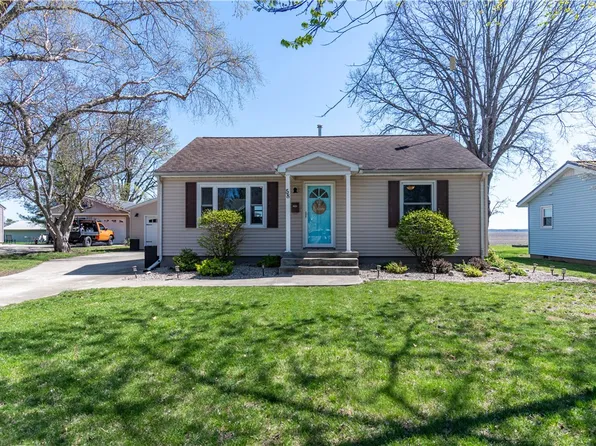 58 Pifers Ln, Sullivan, IL 61951