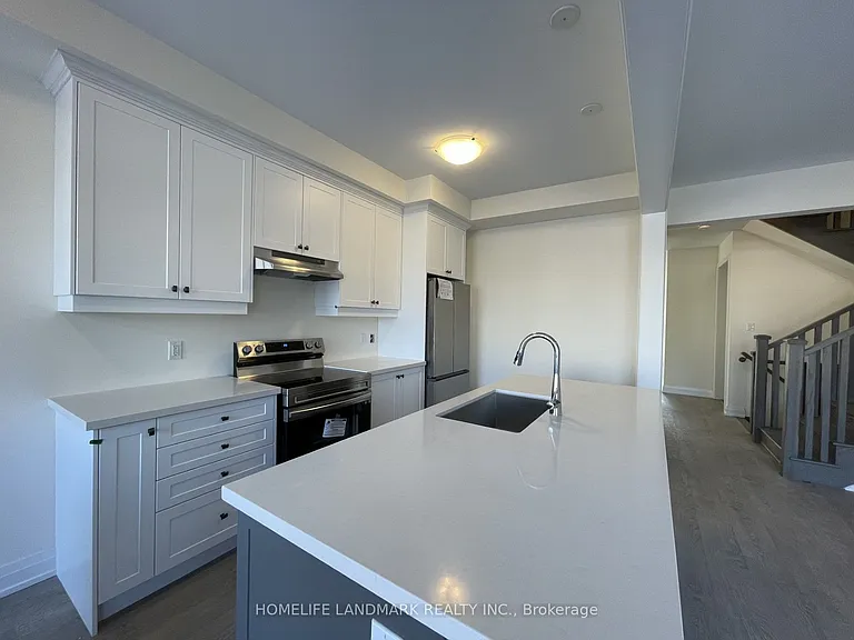 38 Daisy St — Photo 8