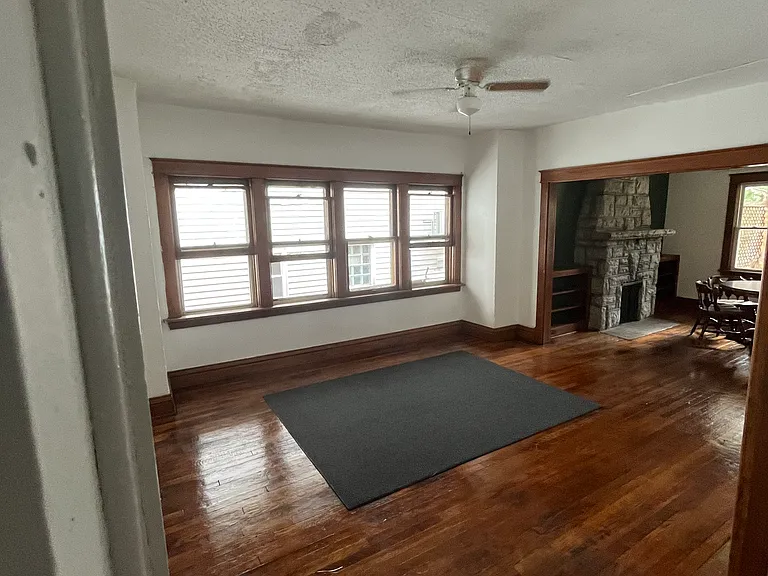 4404 Genessee St #HOUSE — Photo 10