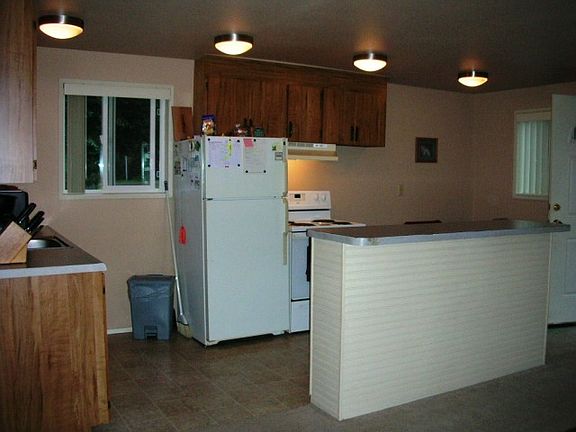 4th image of 39 Birch Ln