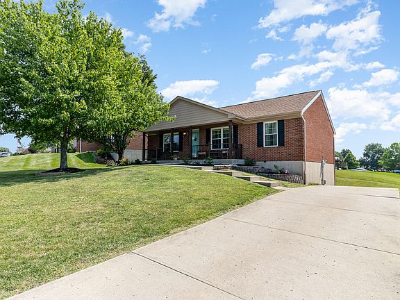 3rd image of 5355 Foxdale Ct