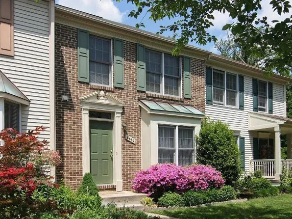 8662 Manahan Dr, Ellicott City, MD 21043
