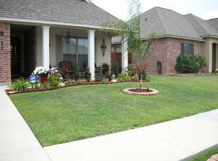 103 Bristow Bayou Rd, Broussard, LA 70518