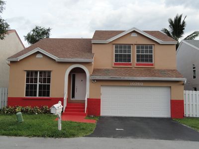 10760 SW 11th Dr, Davie, FL, 33324