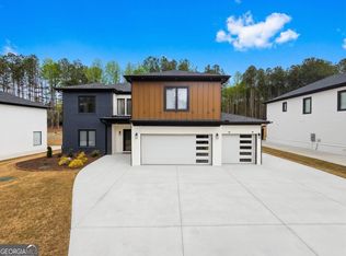 764 Riverside Rd, Sugar Hill, GA 30518