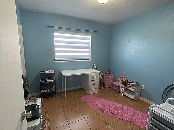 4th image of 15923 Fairway Heights Blvd