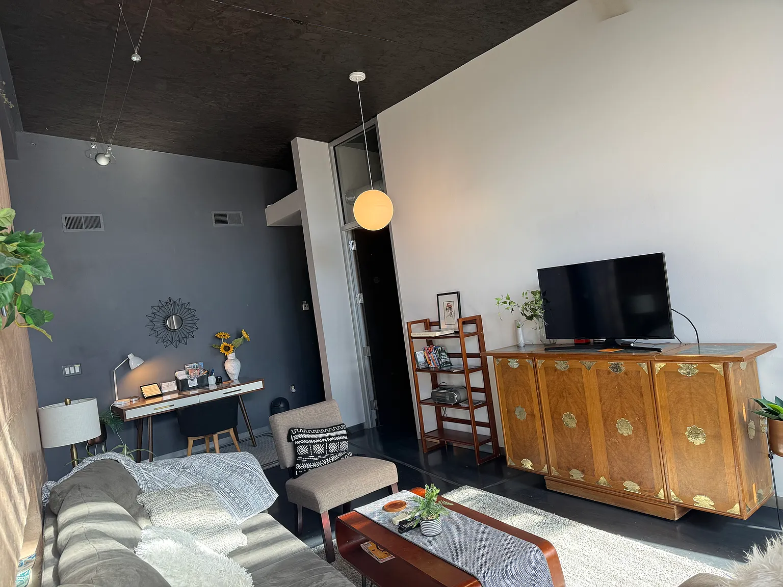 2 bed, $2,600 — Photo 3