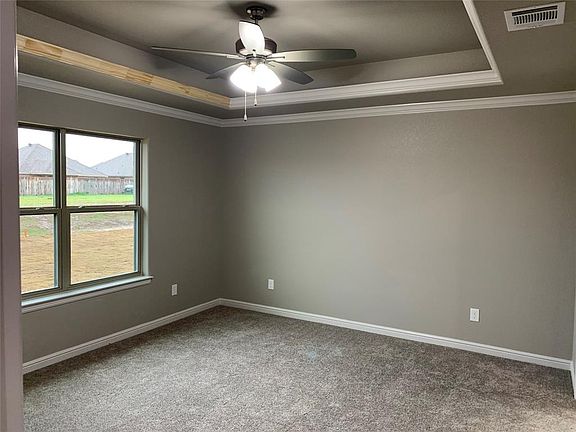 4th image of 3205 White Horse Dr