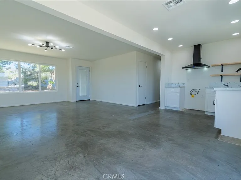 61638 La Jolla Dr — Photo 3