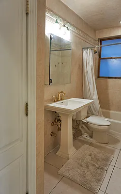 Rented by Steffan Olausson Partridge, LREB | media 18