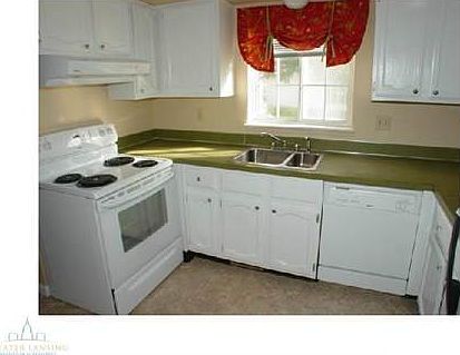 2nd image of 1623 Peppertree Ln #16
