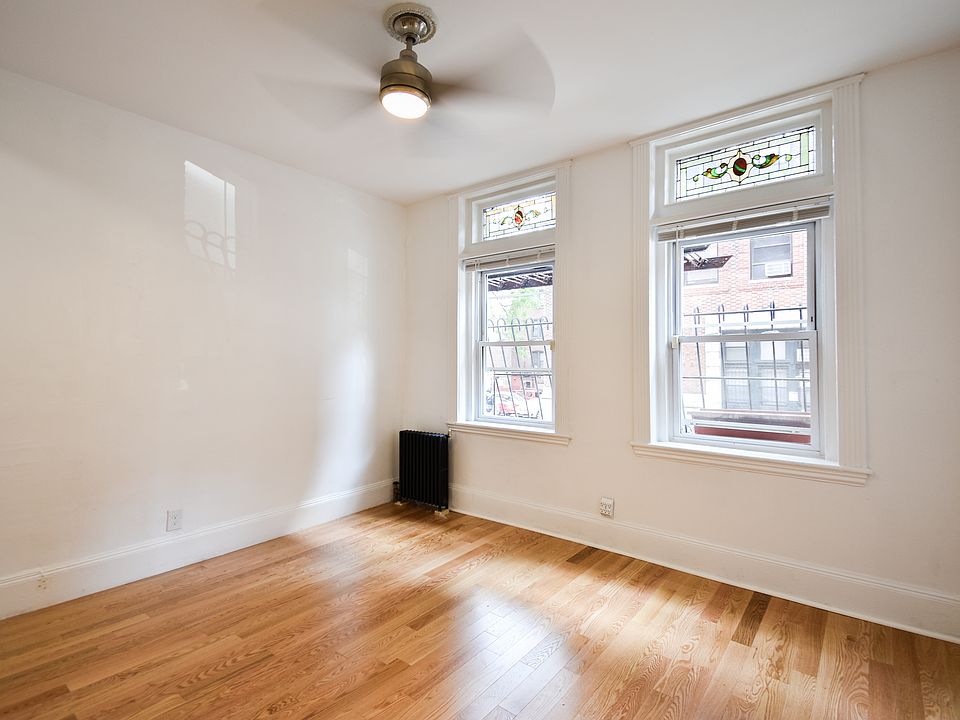 2nd image of 64 Hemenway St APT 3