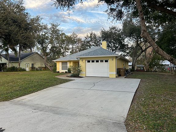 2nd image of 1191 Laguna Cir