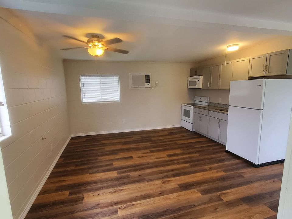 1st image of 520 W Kleberg Ave APT 7
