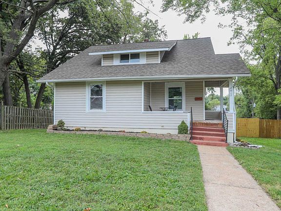 2nd image of 8617 Argyle Ave