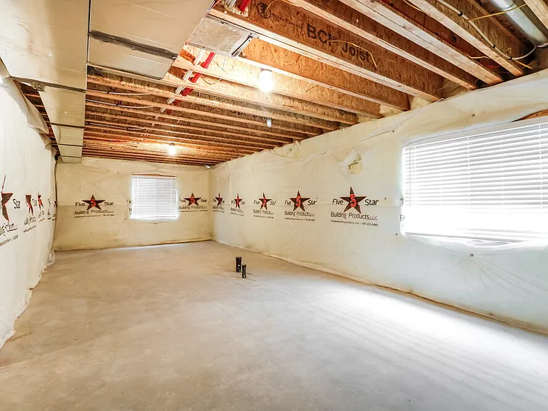 4907 E Breezy Patch Rd — Photo 17