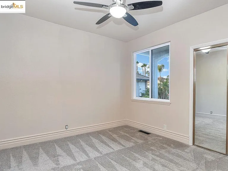 5580 Edgeview Dr #5580 — Photo 4