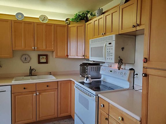 5th image of 717 S Us Highway 1 APT 108