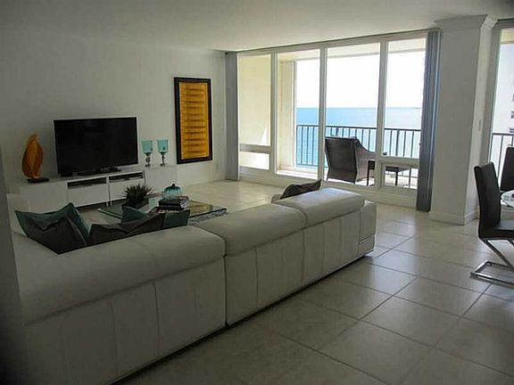 4th image of 4280 Galt Ocean Dr APT 8K