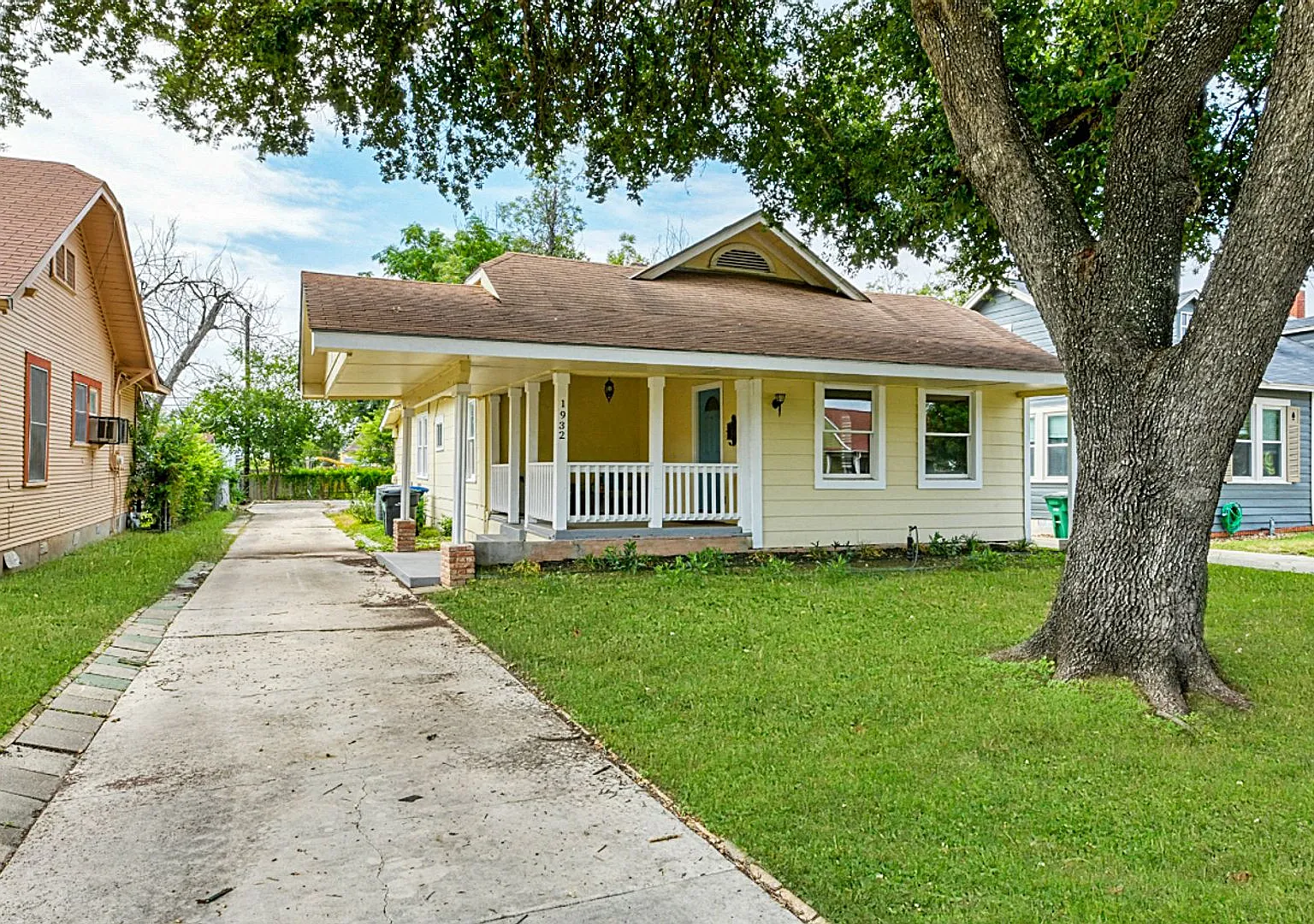 1932 W. Huisache Ave., San Antonio, TX 78201 | Home for Rent 78201 — Photo 1