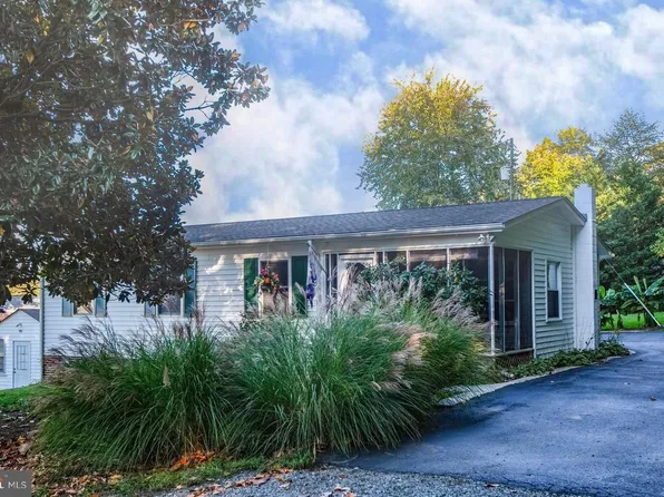 6181 3rd St, King George, VA 22485